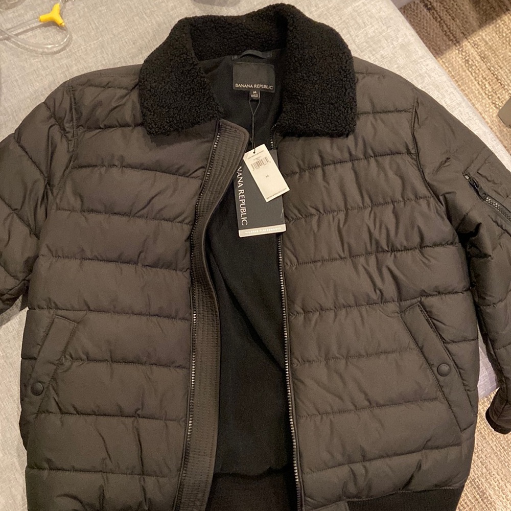 Banana Republic insulated mens jacket brand new